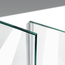 Beispiel für eine hinten aufgesteckte Schiebetürdichtung mit kurzem Abweiser in einer 180°-Parallel-Situation