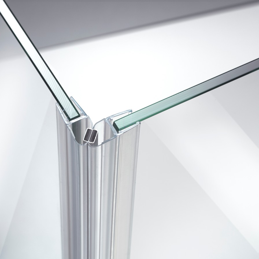 Beispiel einer Magnetschließleiste für eine 90°-Tür-an-Tür-Situation