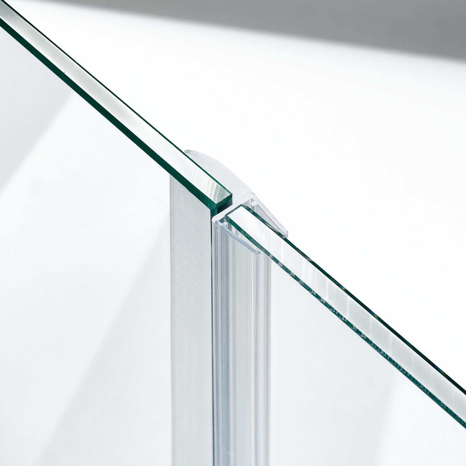 Beispiel einer Mitteldichtung für eine 180°-Glas-an-Glas-Situation