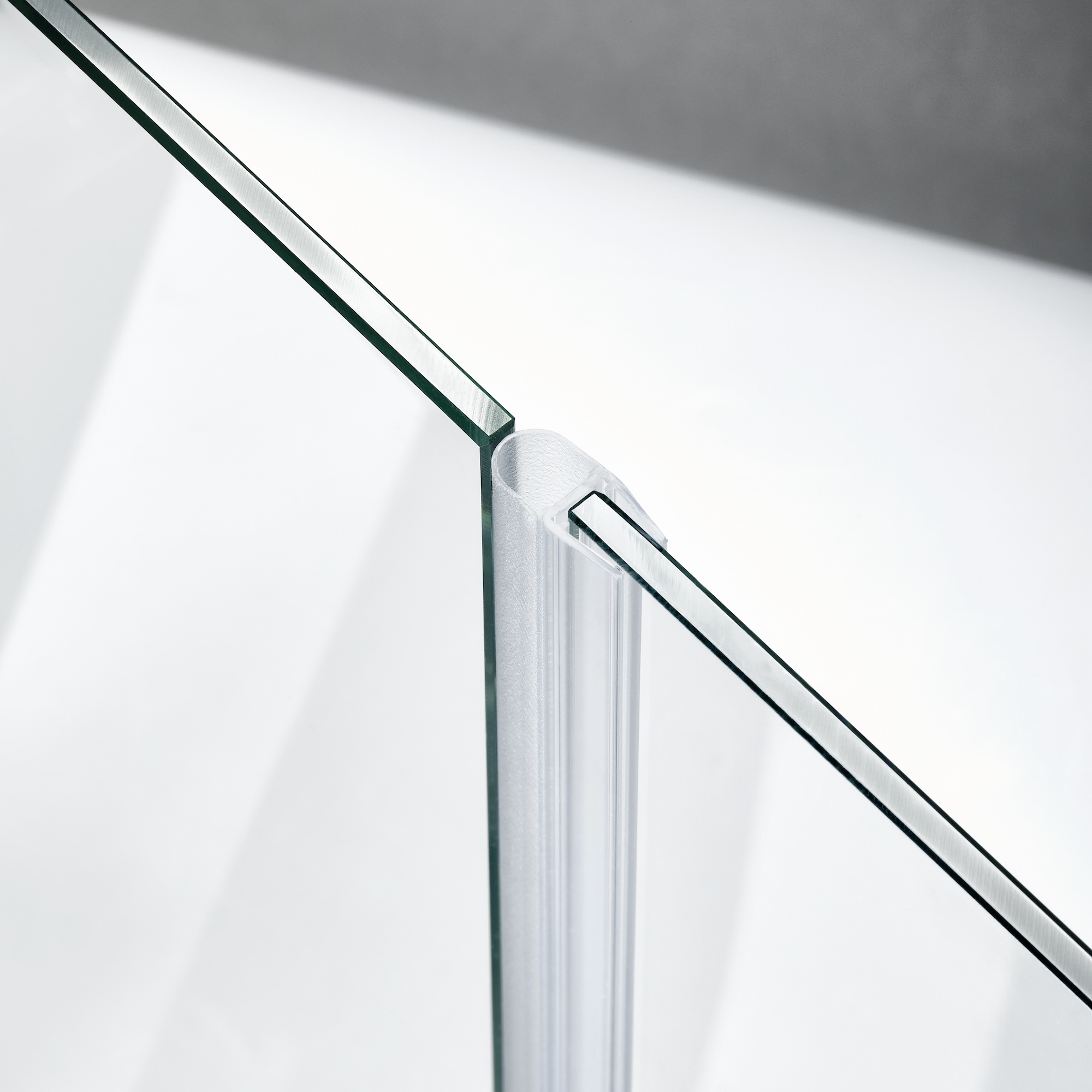 Beispiel einer Hohlkammerdichtung für eine 180°-Glas-an-Glas-Situation