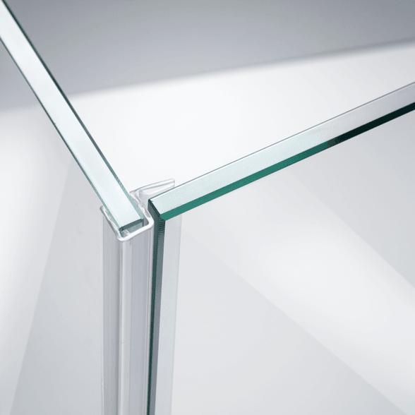 Beispiel eines Anschlagprofils für eine 90°-Glas-an-Glas-Situation